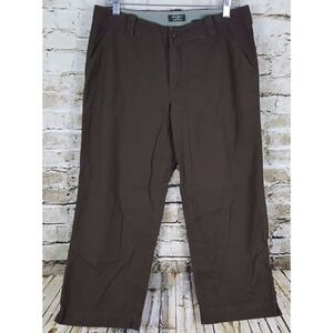 Eddie Bauer  Womens Size 8 Brown Vashion Fit Capri Pants‎ Rear Pocket Flaps Crop